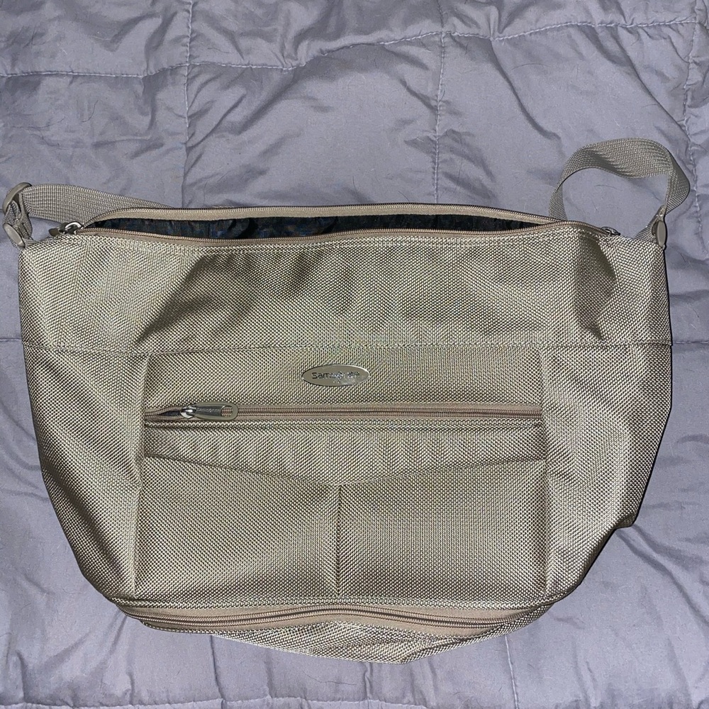 Samsonite travel bag